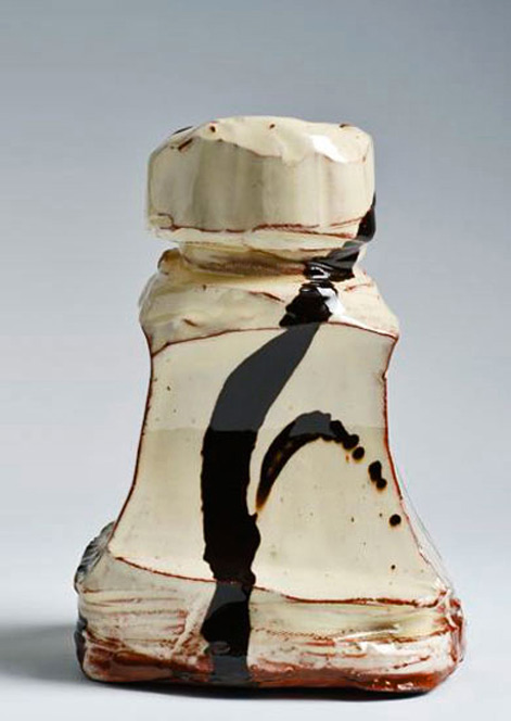 Dylan_Bowen-ceramic vessel 2013