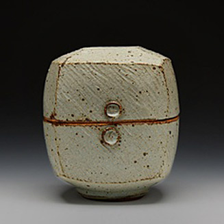 Warren-Mackenzie lidded ceramic box