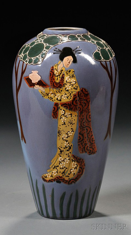 Weller Jap Birdimal Vase