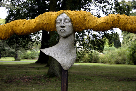 Ayelet Lalor - Chryseus garden sculpture