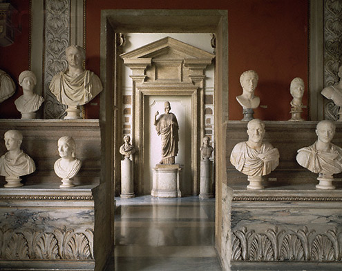 busts-and-a-statue-of-Athen-495x393