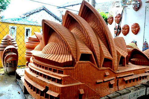 400 year old pottery village sculpture of Sydney Opera House