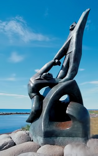 Ásmundur Sveinsson - Rescue from Distress seaside sculpture 