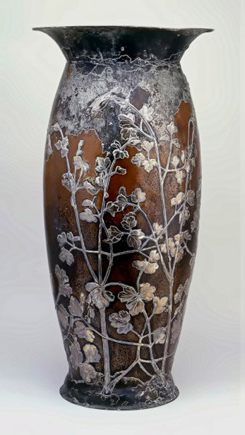 Birthwort vase- Circa-1909