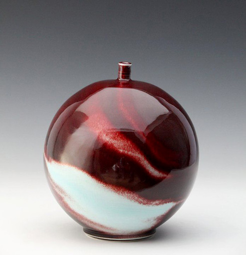 Kim Jin-Hyun-cinnabar glaze spherical bottle