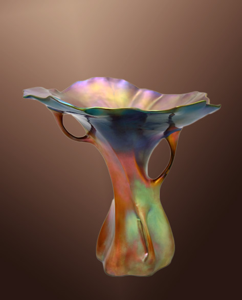 Zsolnay Valinor 2 iridescent-glazed vase