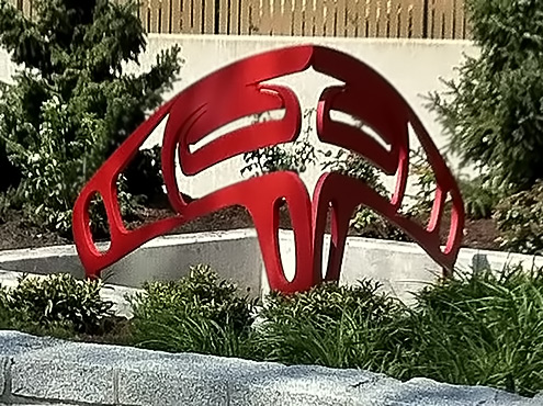 "Meeting at the Center" by Robert Davidson Vancouver sculpture