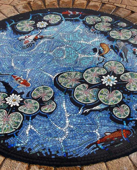Trompe-l'oeil-fish-pond-mosaic-by-Gary-Drostle,-Woolwich,-UK