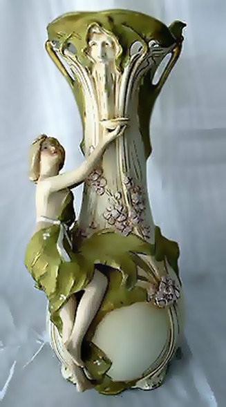 Beautiful-Very-Large-Royal-Dux-Art-Nouveau-Vase-Austria-Bohemia