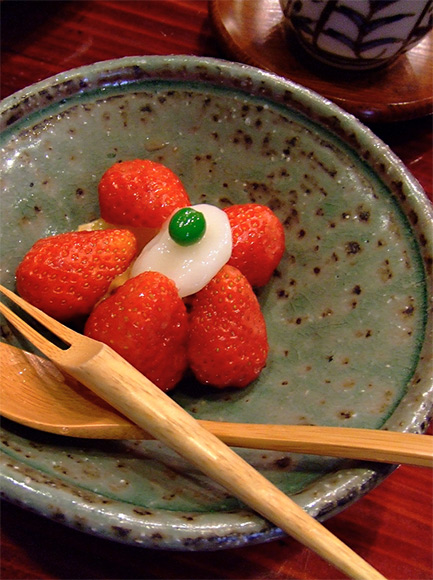 kyoto-food-Nakahigashi---Flickr---Miki Nagata-