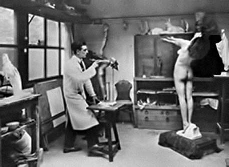 photo-MaxLeVerrier in his studio with a posing model