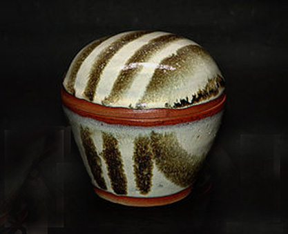 Ceramic Box by Japanese Pottery Master Kawai Kanjiro