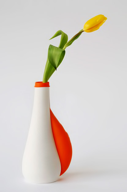  German designer Anika Engelbrecht balloon insert vase