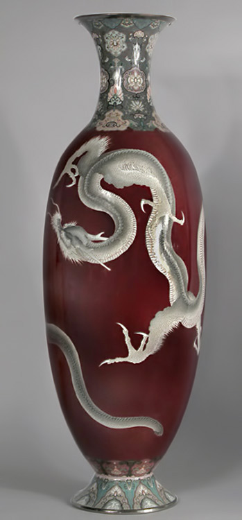 Mejji Japanese dragon vase