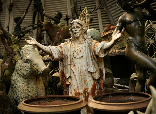 Company-of-Jesus,-Marché aux Puces St Ouen de Clignancourt in Paris