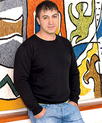 Ceramic artist Eduard Ghazaryan