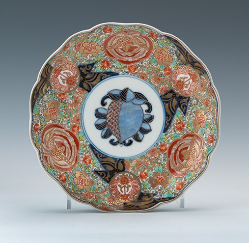 Japanese Imari Porcelain Lobed Dish with Peach of Immortality