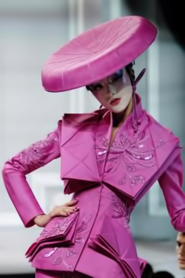 Pink oriental outfit Christian Dior - Couture Spring 2007