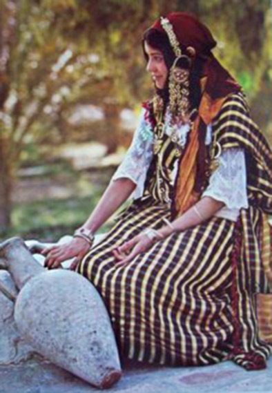 South-Tunisian-woman