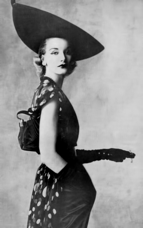Sunny-Harnett-in-high-fashion,-1951