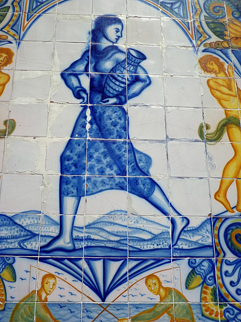 detall-de-les-rajoles-by-Matilde-Martínez Portugese wall tiles