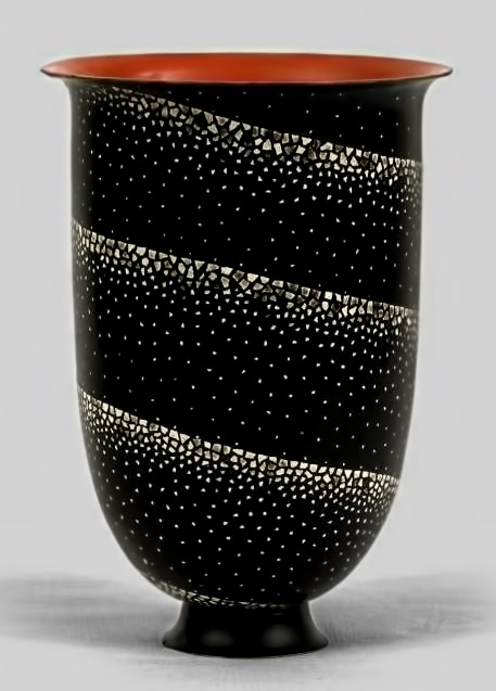 Jean-Dunand-(1877-1942),-lacquered metal footed vase with eggshell highlights