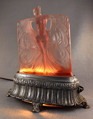 RARE-ART-DECO-NUDE-BUTTERFLY-DANCER-1920s-ANTIQUE-LAMP-McKEE-GLASS-COMPANY-NR