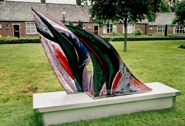 Yannis Koutsouradis sculpture in the Netherlands