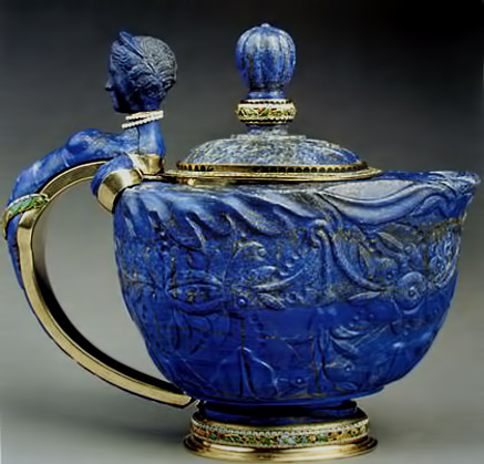 Blue Lapis-Lazuli-Teapot from the Miseroni lapidary workshops.