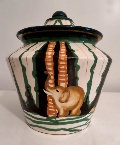 Rometti-futurista elephant jar