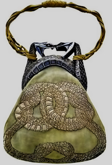 Circa-1903-Snake-Handbag-by-Lalique.-Chased-silver,-antelope-skin,-silk-&-metallic-thread Purse with Two Serpents, (1901-03)