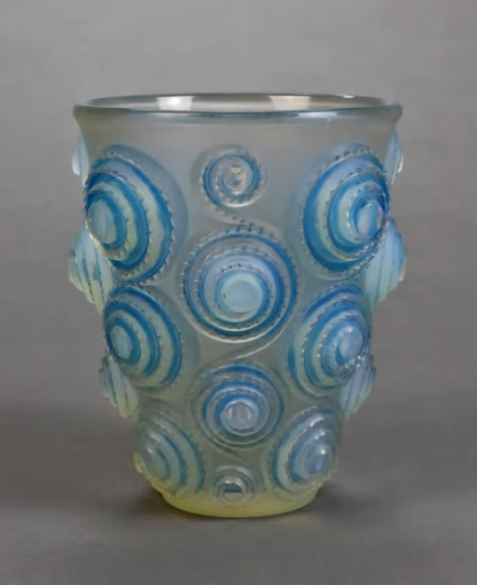 French-Opalescent-Glass-Spiral-Vase-by-Rene-Lalique 1930 GLEN-DOOLEY-ANTIQUES-!stDibs
