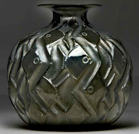 R.Lalique-Penthievre--vase-of-gray-glass,-c.-1926