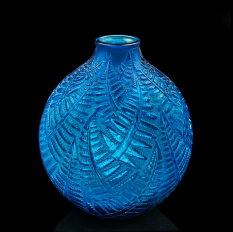 Rene-Lalique-'Espalion'-pattern-blue-glass-vase,-model-introduced-1927
