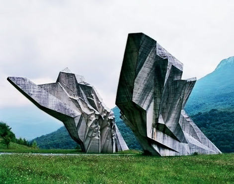 Yugoslav_World_War_II_monuments photo-by-jan-kempenaers