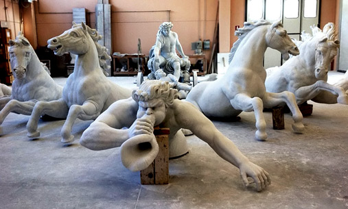 Cervietti-pietrasanta-apollo-versailles-taiwanThe-Fountain-of-Apollo-in-Versailles-–-the-Marble-Version,-carved-by-Cervietti-Studio-in-Pietrasanta