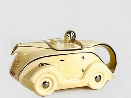 Art-Deco-tea-pot cream and gold porelain