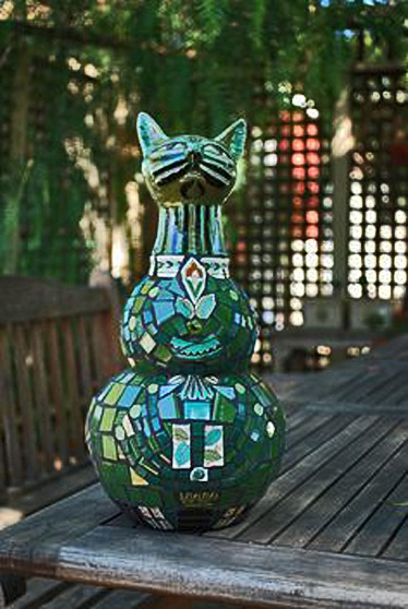 Green-Mosaic-Cat-by-gillm_mosaics,-via-Flickr