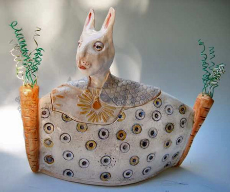 bunny-box--balombini - eramic box with a bunny head lid and carrots