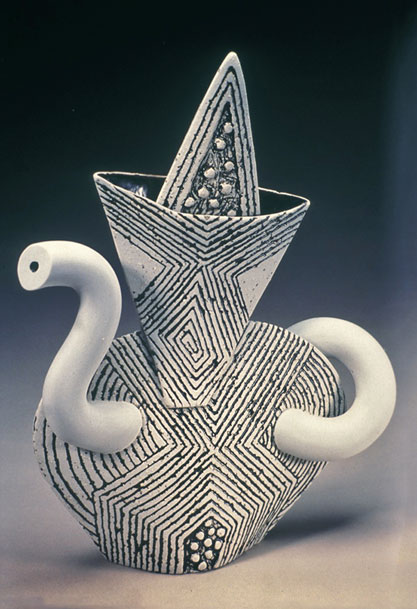 Harris Deller teapot - geometric black lines on white