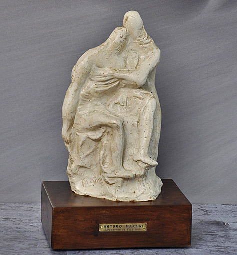 Arturo-Martini,-White sculpture-in-stoneware-“La-Pietà”,-From-1941-30