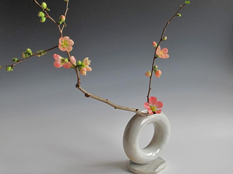 SookjaeArt-etsy---Ikebana-ring-vase with pink blossom flowers