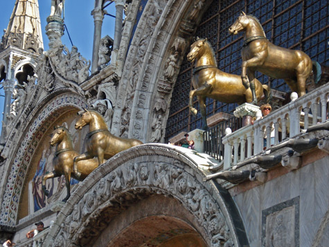 venezia-horses-at-san-marcoHorses-on-Basilica-San-Marco-(c)2006-Randy-D