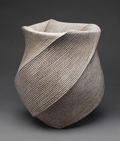 Listening-to-Waves-vase,-Heisei-period-(1989–present),-2004-Sakiyama-Takayuki-(Japanese,-born-1958)