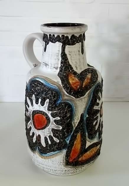 VINTAGE-SIXTIES-MID-CENTURY-GERMAN-CERAMIC-FAT-LAVA-ART-POTTERY-FLOOR-VASE-60'