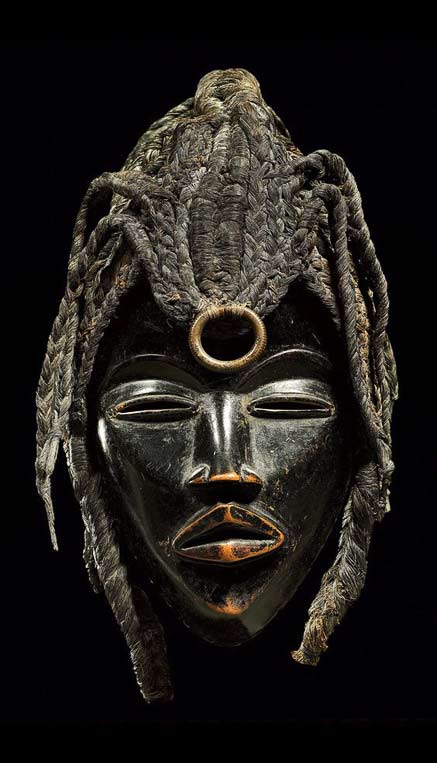 African-Mask-from-the-Dan-people-of-Ivory-Coast-or-Liberia-Wood,-fiber,-metal--ca