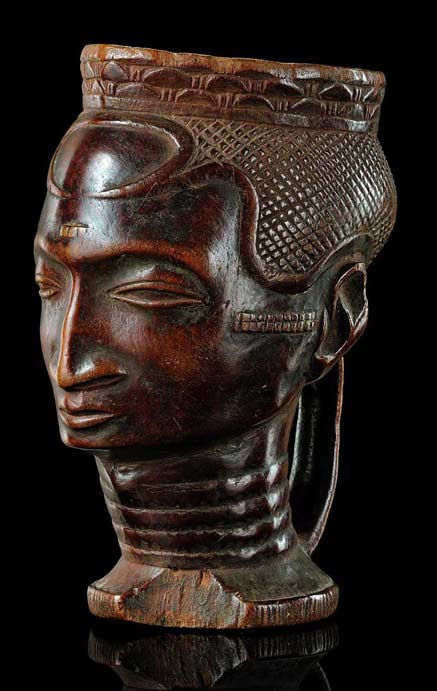 Anthropomorphic-cup-from-the-Kuba-people-of-DR-Congo--Wood