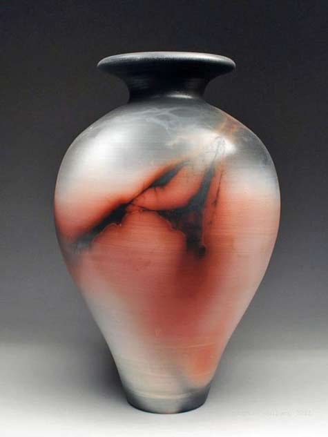Charlie-Riggs-raku-baluster vase