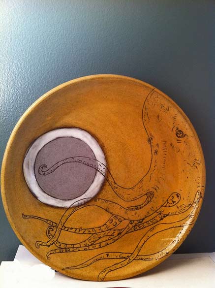 Monica-Pharr octopus round plate