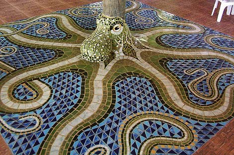Mosaic-at-Gumalimba-Park,-Roatan,-Honduras-Susan-Ward---flickr